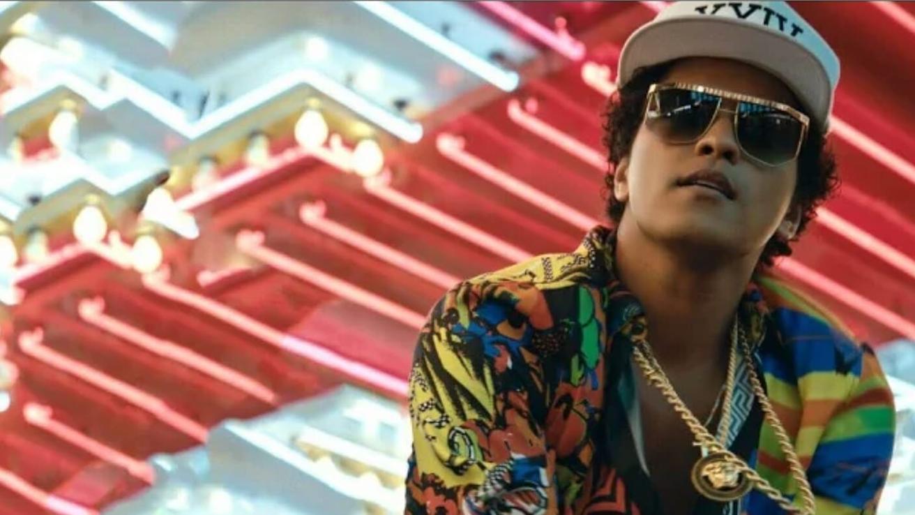 Bruno Mars presentó nuevo video clip