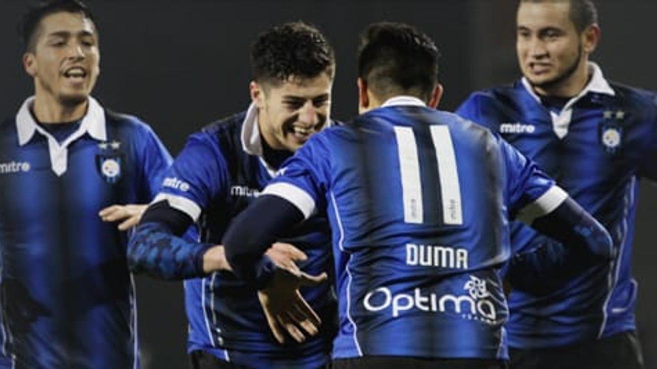 ¡Huachipato salió con todo!
