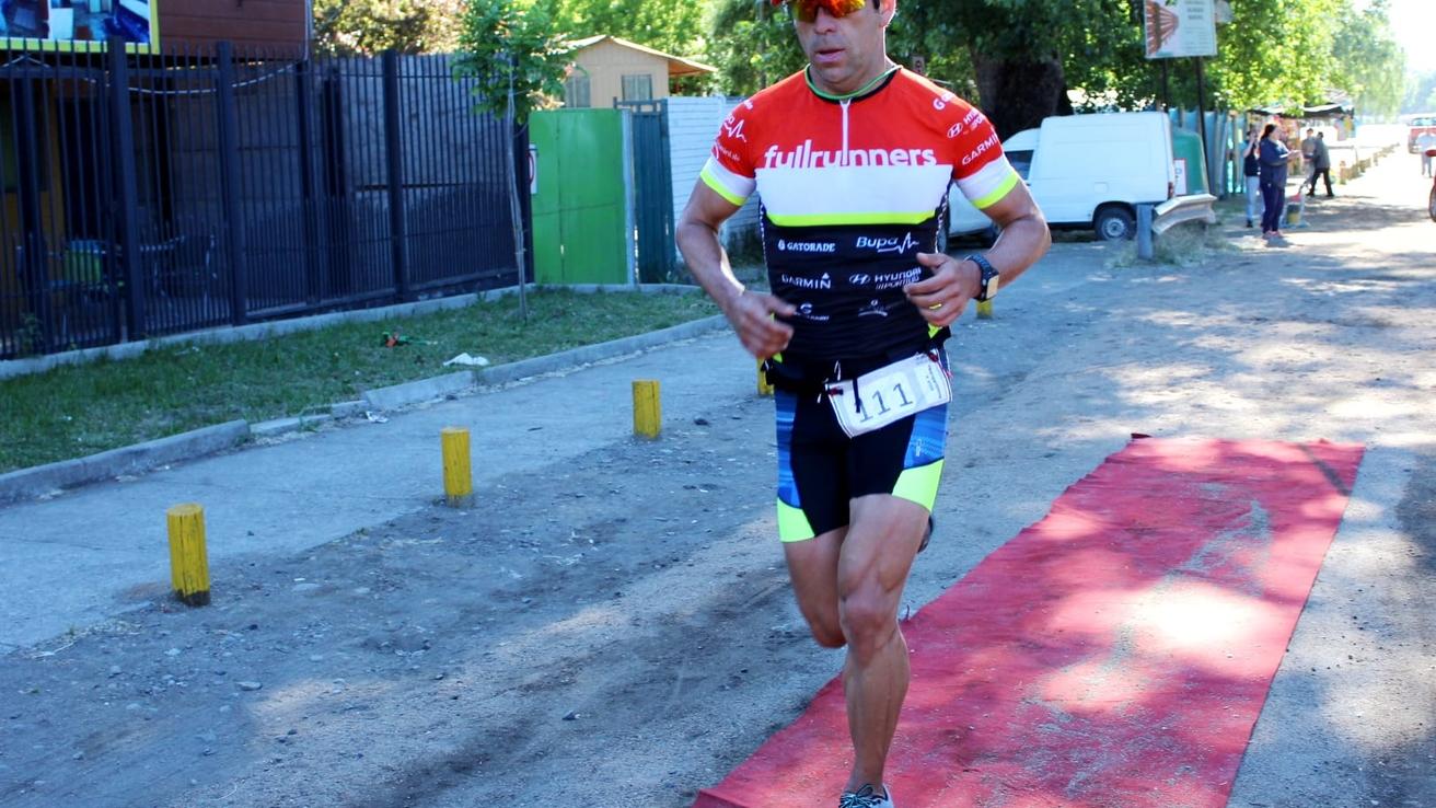 Podio penquista en triatlón de Quillón