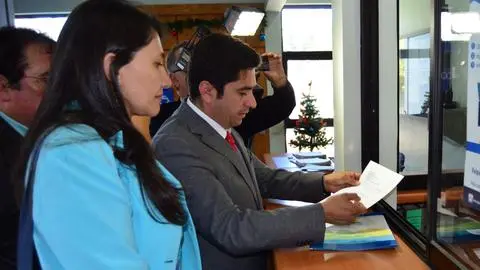 Agreden a inspector municipal en feria de Talcahuano
