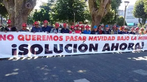Mineros de Santa Ana pasarán navidad a 600 metros bajo tierra