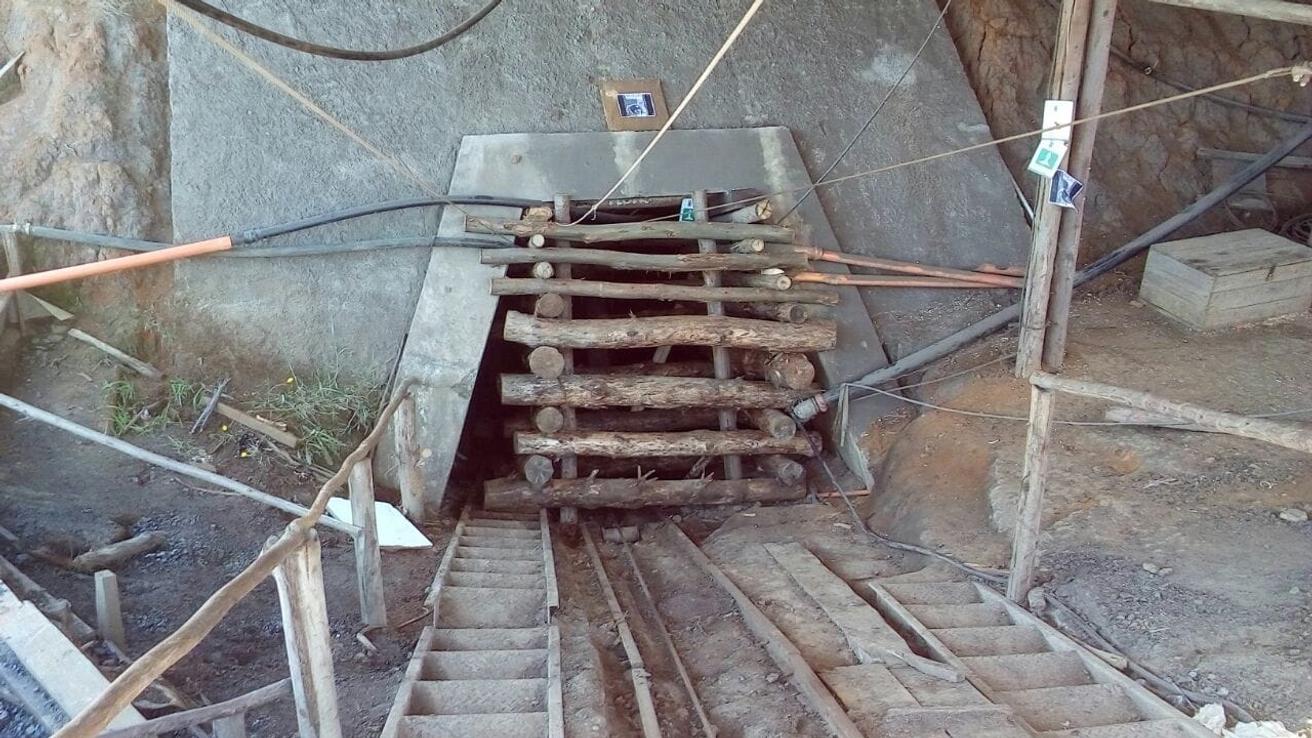 Mineros de Curanilahue deponen huelga de hambre