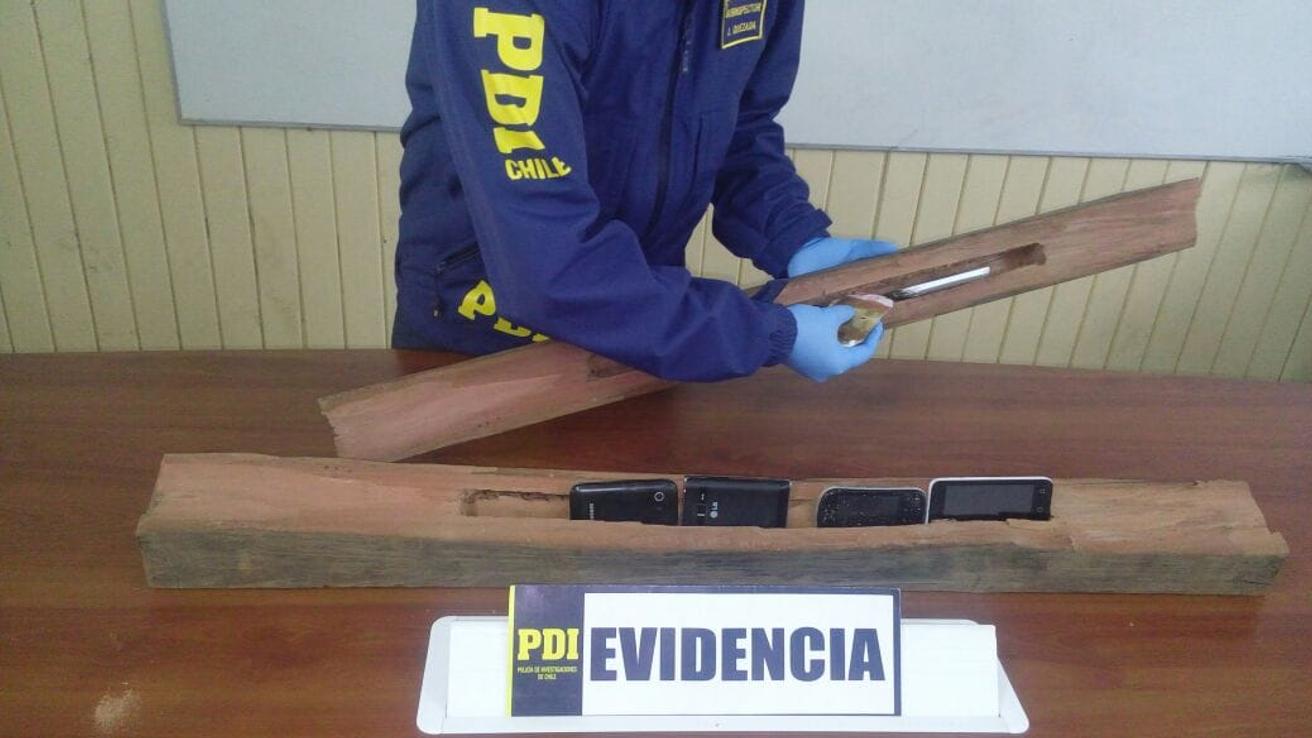 INTENTÓ INGRESAR DROGA Y CELULAR A LA CÁRCEL EN TROZO DE MADERA
