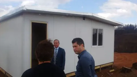 Gobierno entrega viviendas de emergencia sin servicios básicos a los afectados por incendios en el Biobío