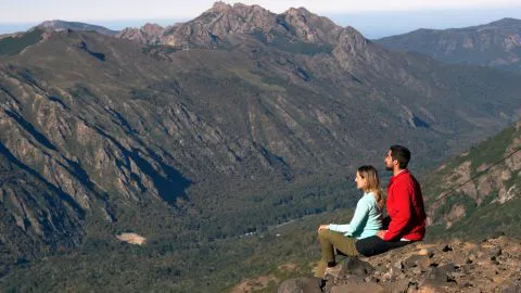 ¿Te gusta la meditación? ¿Que mejor que hacerlo en la montaña?
