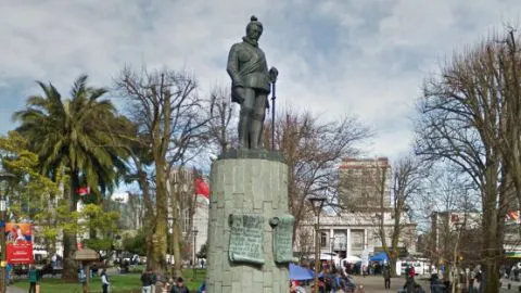 Historia Penquista: La historia que desconocías de la estatua de Pedro de Valdivia en Concepción
