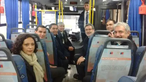Vuelven los microcuentos al transporte público de Concepción