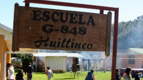¡Arde Troya! Profesores y auxiliares de escuelas de Contulmo no recibirán sueldo a fin de mes