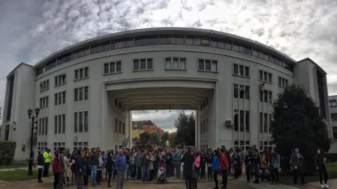 Universidad de Concepción abrió concurso nacional para que escultores creen la figura del centenario