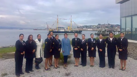Con realce a la labor de la mujer en la Armada se conmemoró el día de las Glorias Navales en Talcahuano