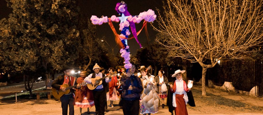 La fiesta popular de la Cruz de Mayo y desafío del patrimonio en la identidad