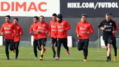 Pizzi confirmó la primera baja de la Roja para la Copa Confederaciones
