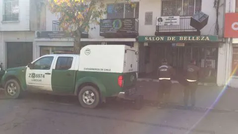 Delincuentes ingresaron a robar a céntrica peluquería de Concepción