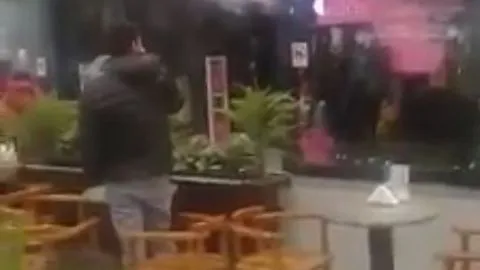 Fuertes precipitaciones causaron estragos en mall de Coronel