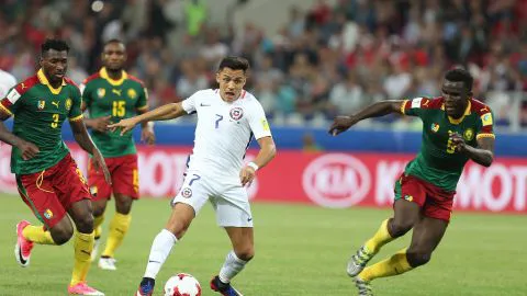 Alexis Sánchez publica preocupante imagen de su tobillo izquierdo