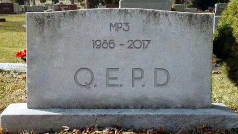¿ MUERE EL MP3 ?