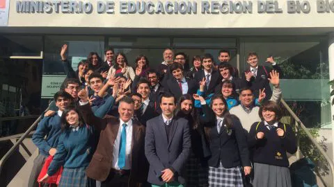 Estudiantes del Biobío fueron destacados por ser finalistas en competencia de ciencia escolar más importante del mundo
