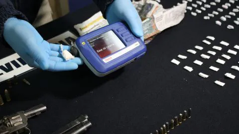 PDI logró detener a dos personas por microtráfico en Cañete y Arauco