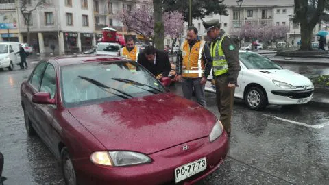 La impactante cifra de fallecidos por chatear en el celular al momento de manejar en la región del Biobío
