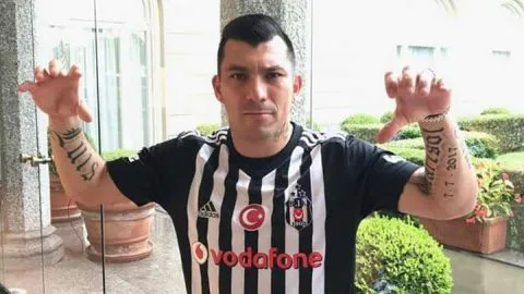 Gary Medel es confirmado en su nuevo club