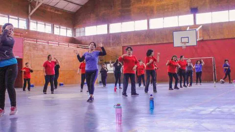 Vecinos de Boca Sur en San Pedro de la Paz celebraron con gran entusiasmo el Mes del Corazón