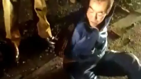 Sujeto es sorprendido aparentemente intentado abusar de una menor
