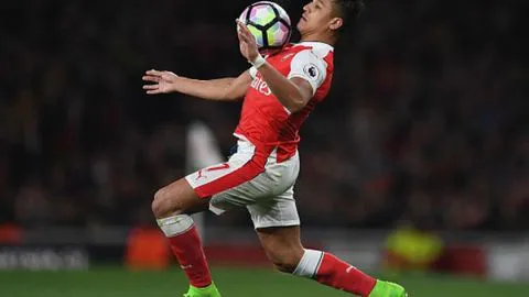 Los golazos de Alexis y Vidal este sábado