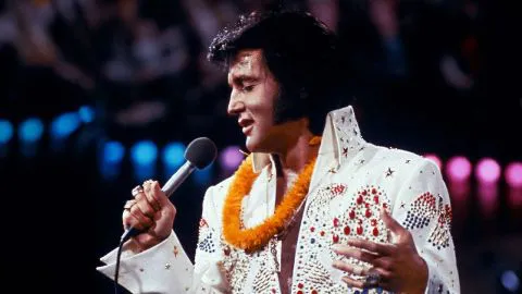 Cuatro décadas sin Elvis Presley, misterios y curiosidades de “El Rey”