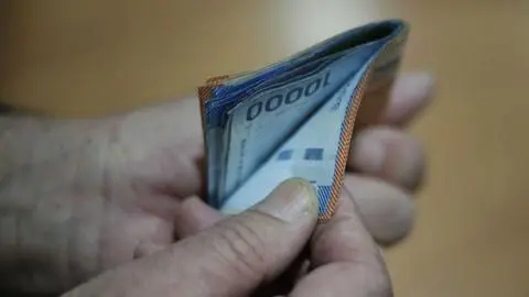 Este lunes se discute el aumento del sueldo mínimo