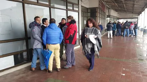 113 trabajadores son despedidos de la Municipalidad de Hualpén