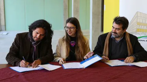 Teatro Regional del Biobío y Matucana 100 firman convenio de colaboración