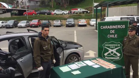 Pareja de delincuentes fue detenida por asalto a peaje Chivilingo