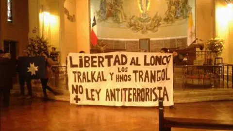 Cierran Catedral de Concepción por toma de simpatizantes de comuneros Mapuche