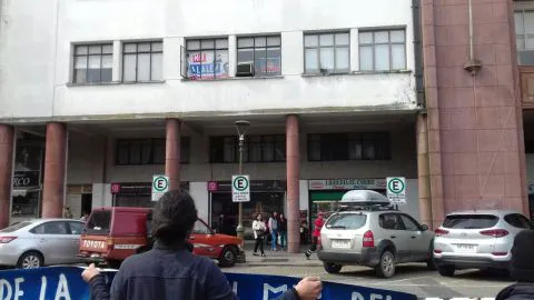Mujeres junto a lactante se toman la Conadi en Concepción