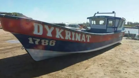 Hallan con vida a 4 pescadores extraviados desde el miércoles en Lebu