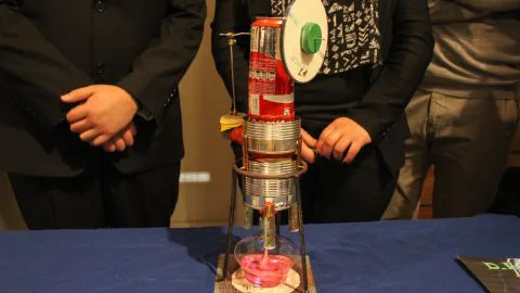Estudiantes de Yungay se lucen en Concurso de Innovación y Emprendimiento
