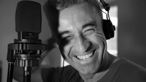 JORGE GONZÁLEZ LANZÓ SU ÚLTIMA CANCION