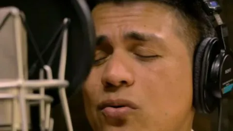 “Mi paz les doy” el himno oficial de la visita del papa a Chile.