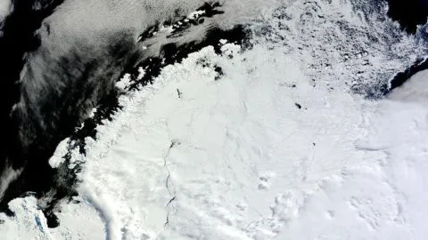 [FOTOS] Gigantesco agujero en la Antártica desconcierta a los científicos