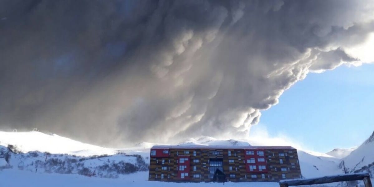Una seguidilla de eventos eruptivos ha registrado el volcán Nevados de Chillán
