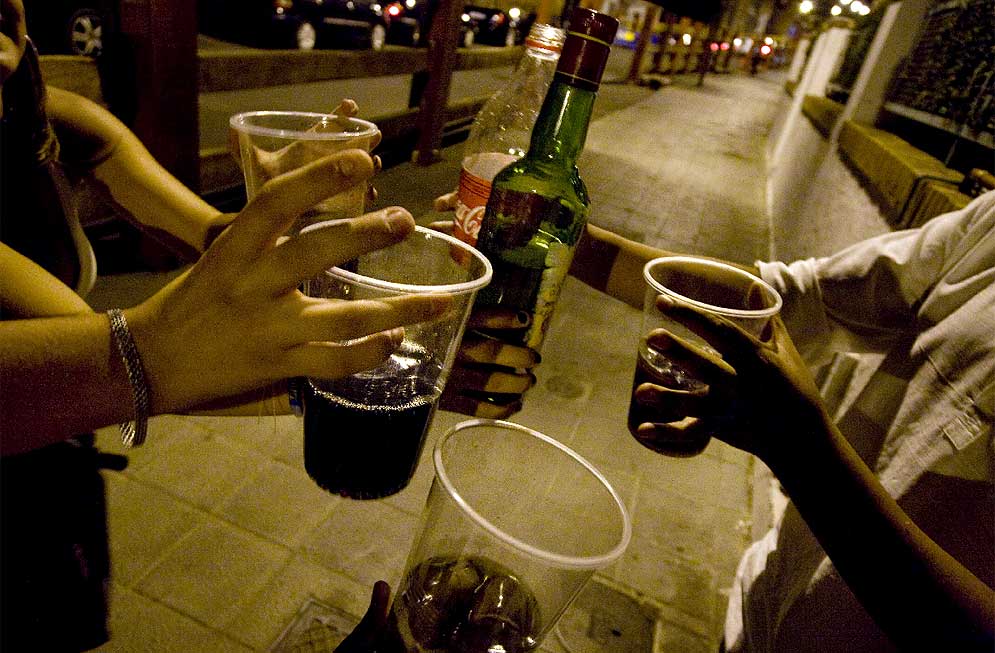 Editorial “En Chile hay consumo problemático de alcohol”