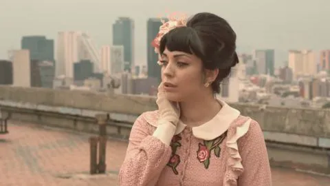 Primaveral, el nuevo videoclip de Mon Laferte que ya suma miles de visitas en YouTube