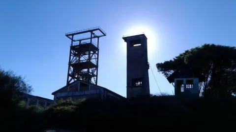 [AHORA] Menor grave tras caer desde la Torre del Pique Carlos en Lota