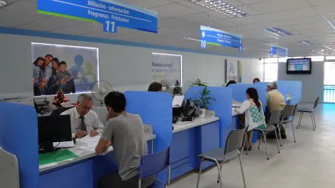 Fonasa lanzó Aplicación para celulares inteligentes