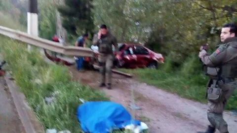Un fallecido y otro con amputación de pierna dejó violento accidente de tránsito en la Ruta 160