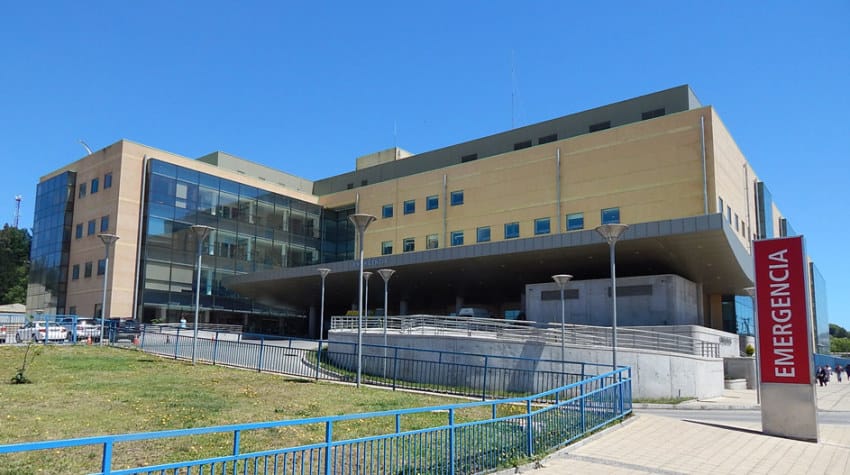 Confirman traslados de pacientes del Hospital Higueras de Talcahuano hacia otras regiones del país