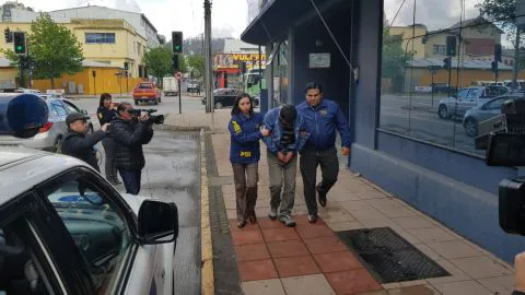 Detienen a sujeto por ultraje en bus de la locomoción colectiva en Concepción