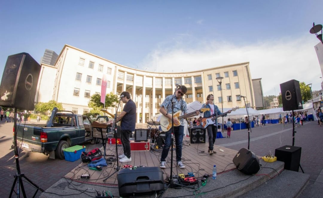 Aniversario 471 de Concepción: Las 11 canciones que mencionan nuestra ciudad