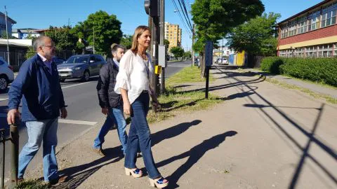 Dos vocales se niegan a recibir a Jaqueline Van Rysselberghe