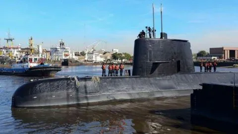 La Armada Argentina entrega detalles de la explosión del submarino y descarta ataque externo